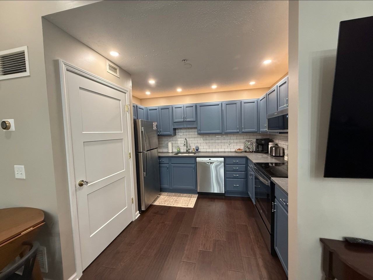 900 Market St #201 - Photo 3 of 18