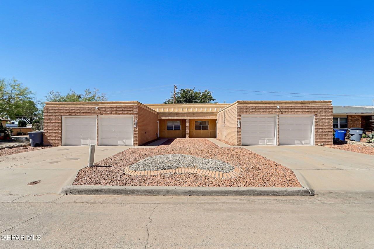 3223 Isla Morada Dr - Photo 3 of 20