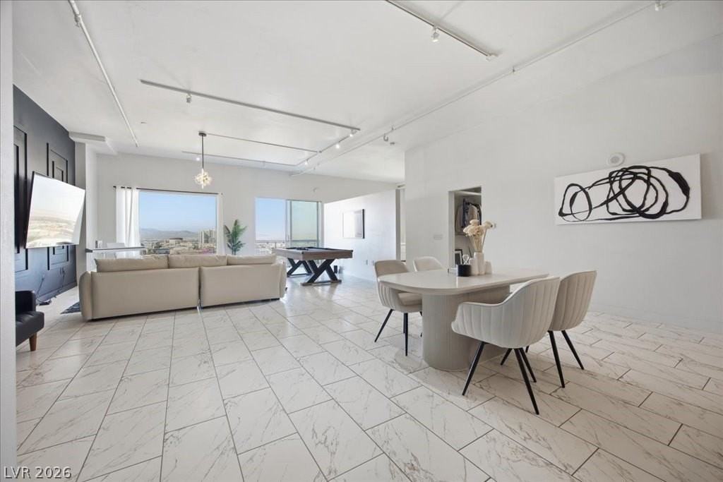 900 Las Vegas Blvd S #1215 - Photo 2 of 41