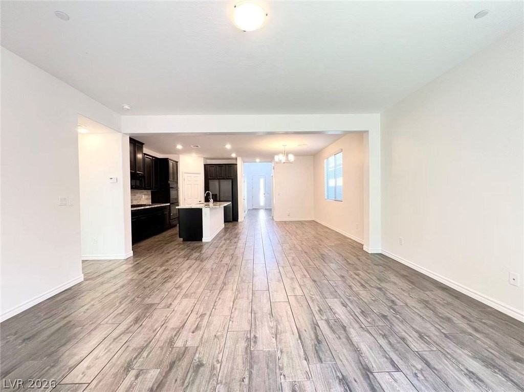 925 Bayberry Ridge St - Photo 2 of 27