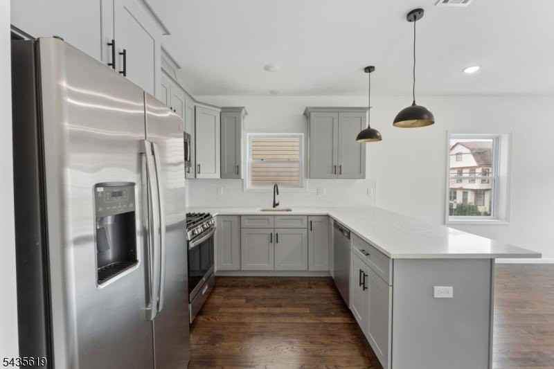 910 Bergen St #1 - Photo 5 of 13