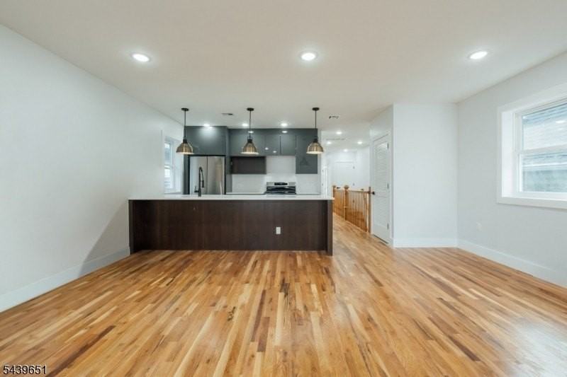 88 Hollywood Ave - Photo 5 of 12