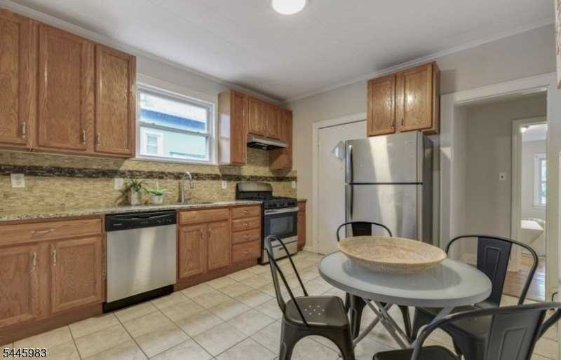 84 Grove St #1 - Photo 3 of 9