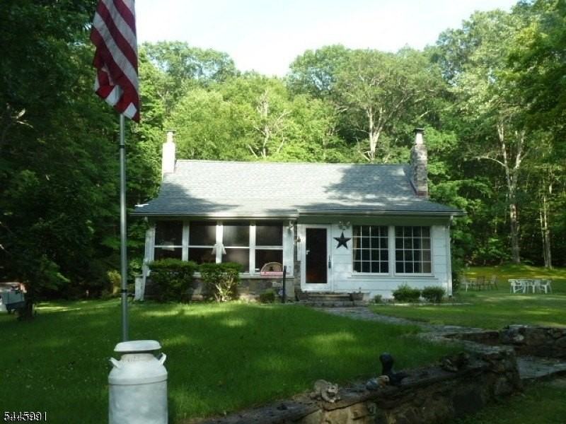 860 Burnt Meadow Rd - Photo 3 of 19