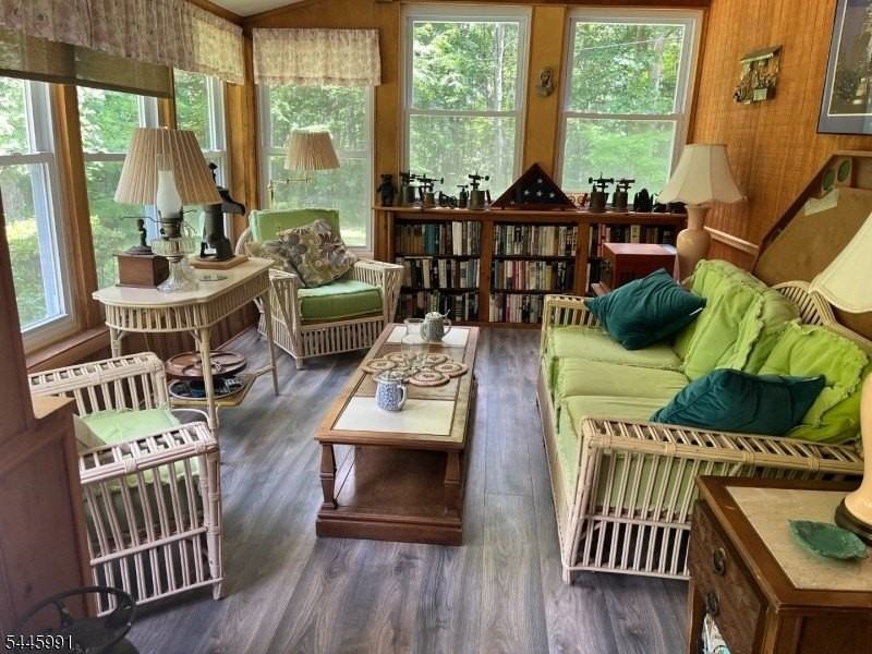 860 Burnt Meadow Rd - Photo 6 of 19