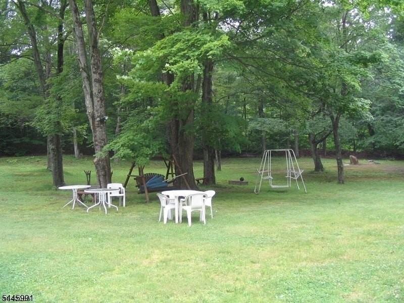 860 Burnt Meadow Rd - Photo 7 of 19