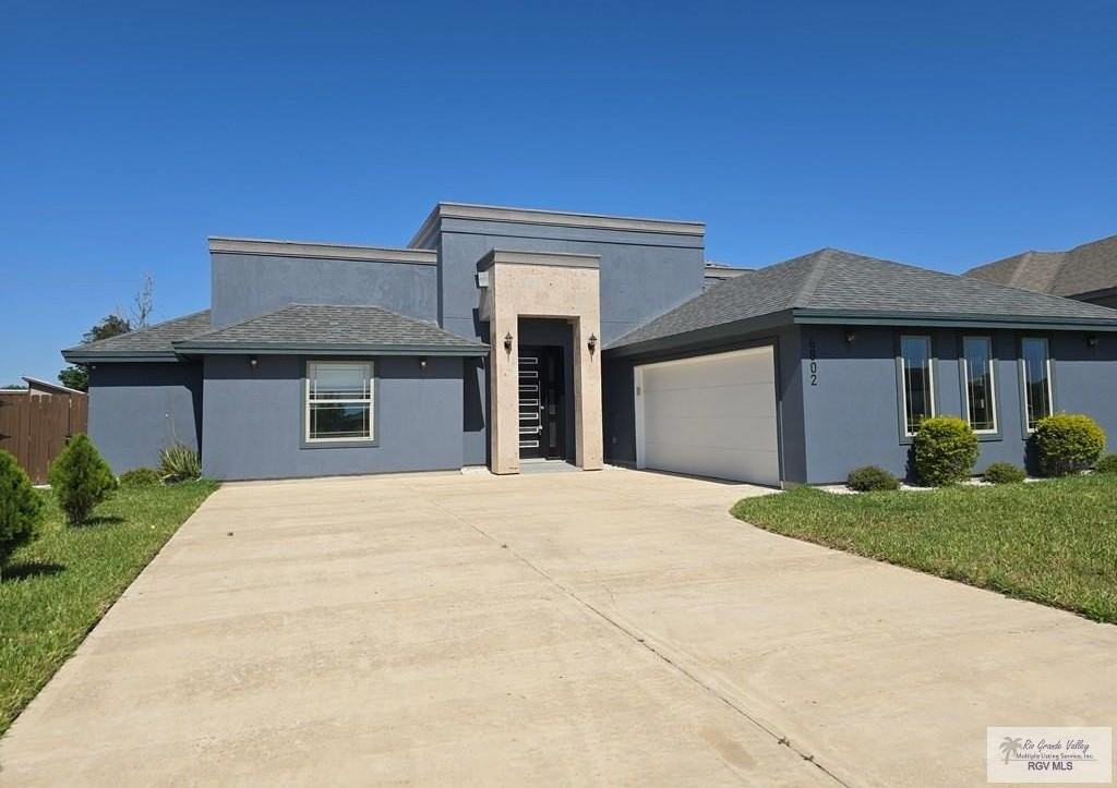 6802 Bonham Rd - Photo 2 of 22