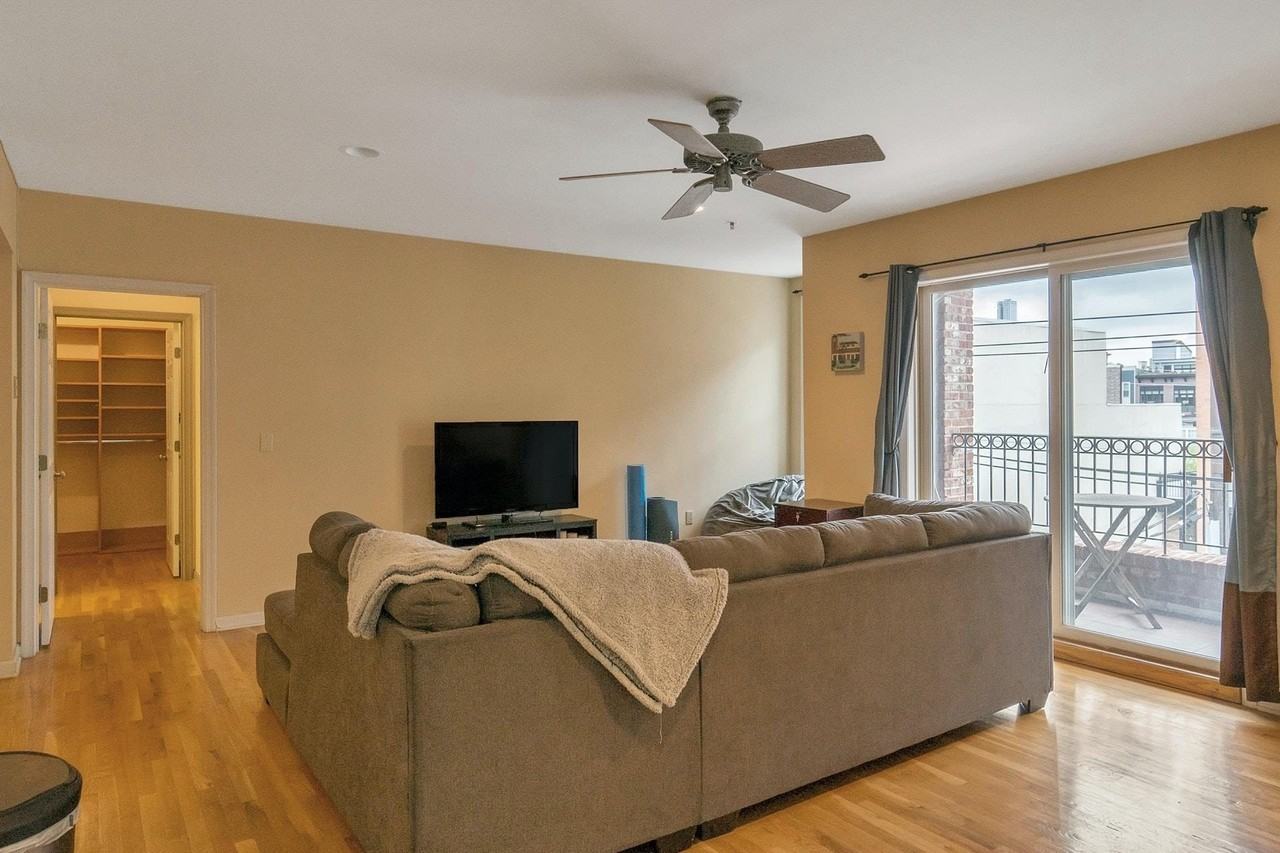 75 Jefferson St #5 - Photo 3 of 11