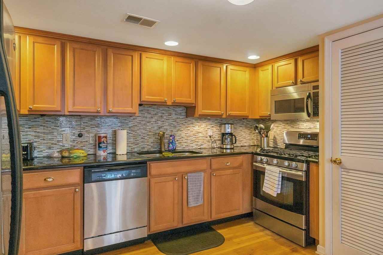 75 Jefferson St #5 - Photo 4 of 11