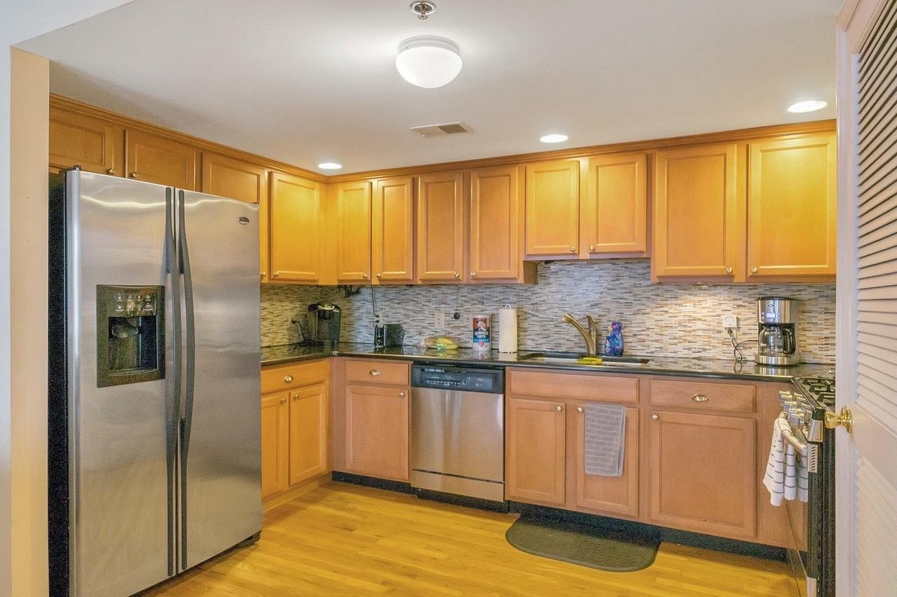 75 Jefferson St #5 - Photo 5 of 11