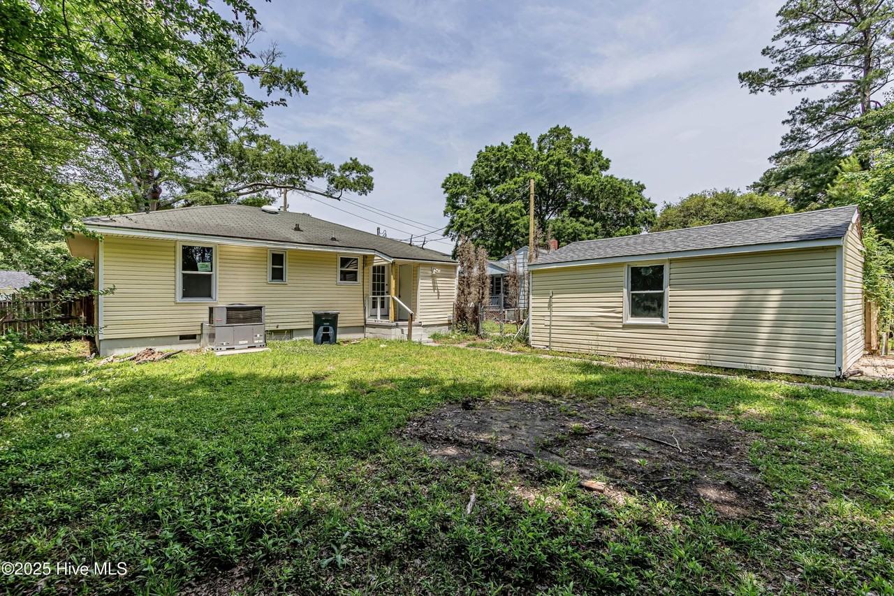 717 New River Dr - Photo 2 of 34