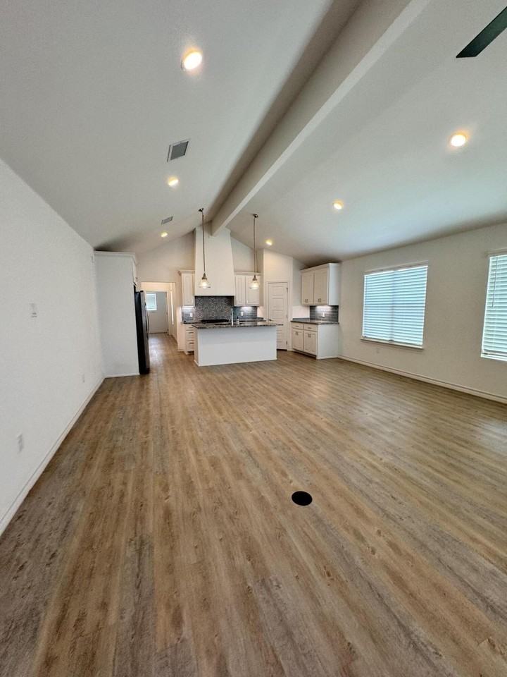 12707 Joliet Ave - Photo 4 of 21