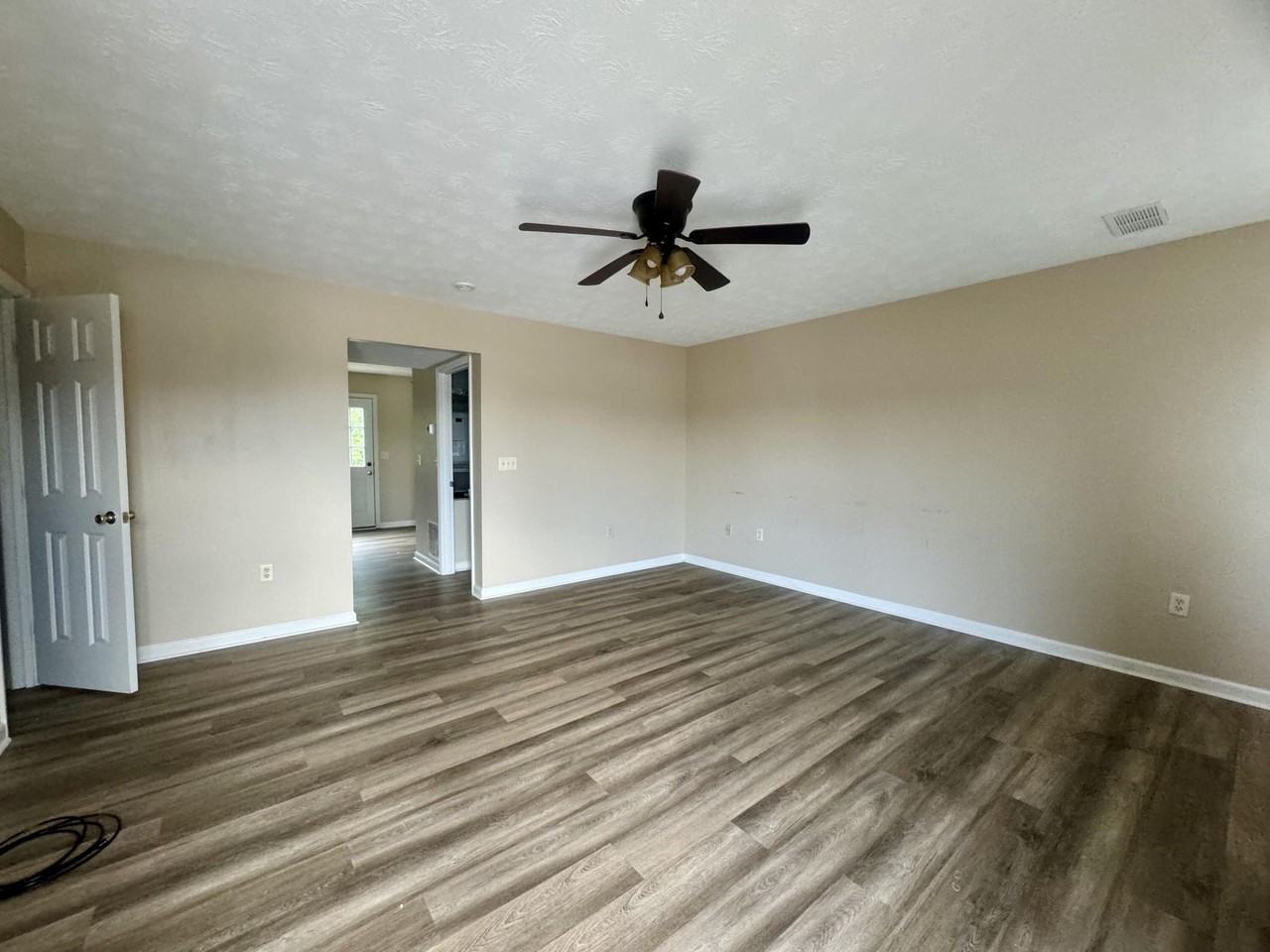 2031 Edgewood Dr #2 - Photo 2 of 9