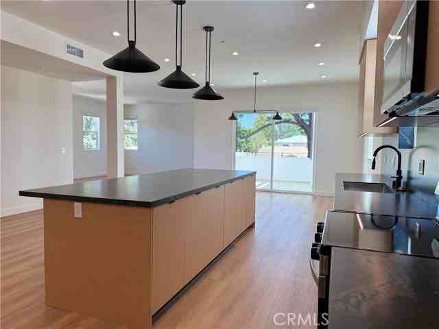 4121 Lafayette Pl #B - Photo 2 of 8