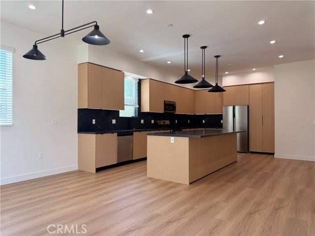 4121 Lafayette Pl #B - Photo 4 of 8