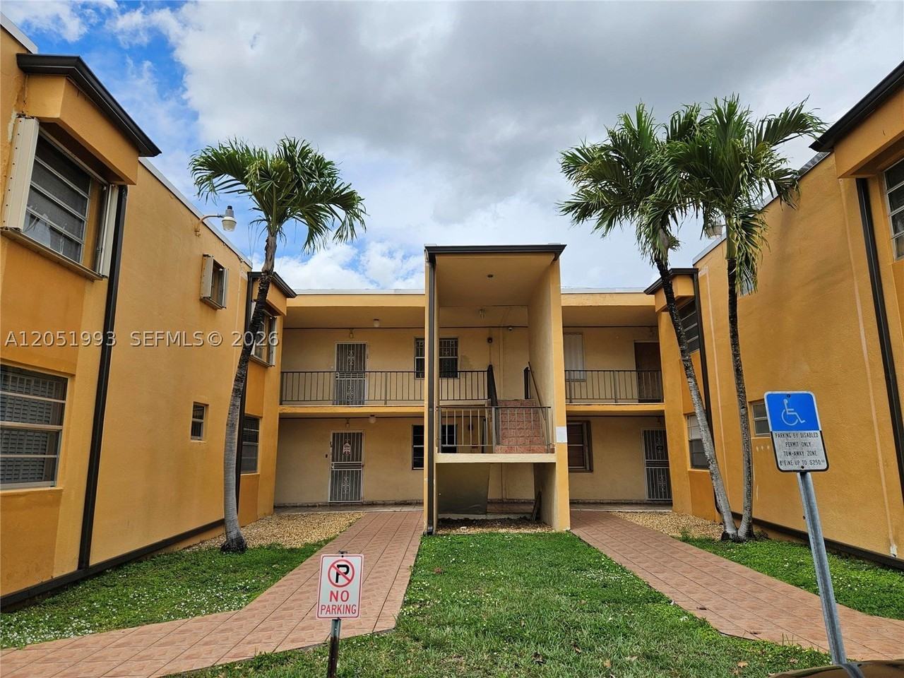 8990 Sw 24th St #228