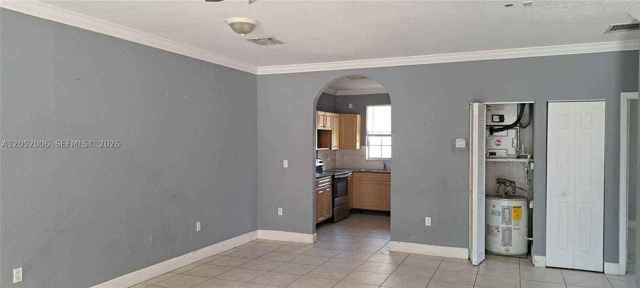 9754 Nw 26th Ave #9754 - Photo 3 of 31