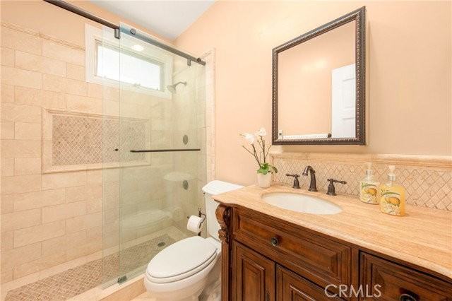 3546 Dixie Canyon Pl - Photo 5 of 8