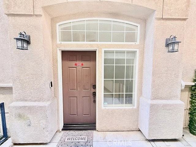 20512 Earl St - Photo 2 of 8