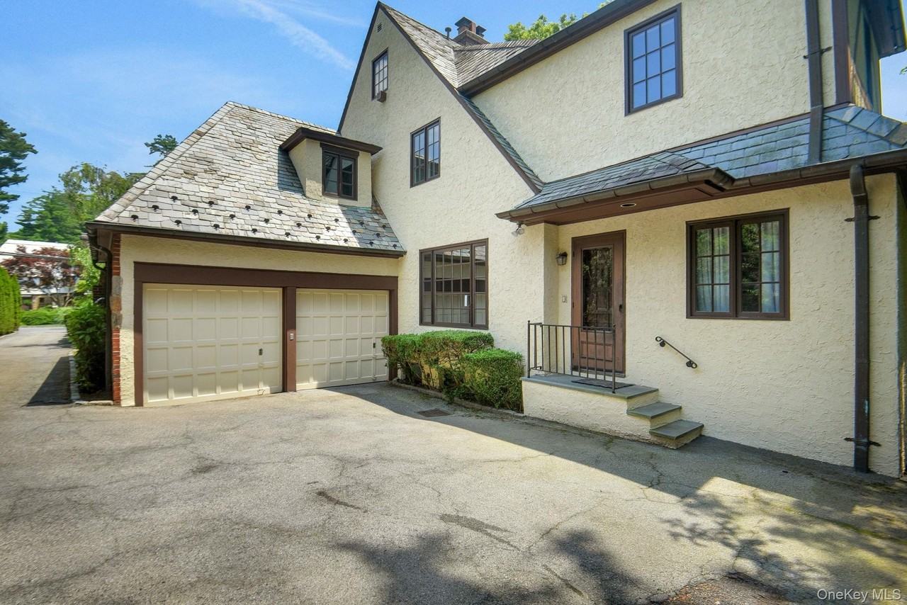 46 Fenimore Rd - Photo 6 of 40
