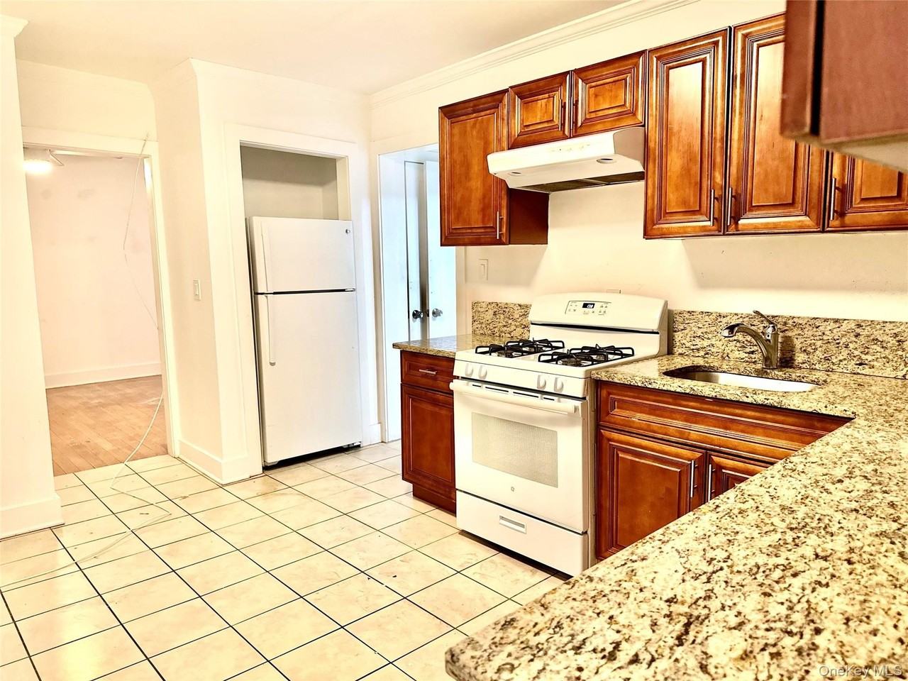 232 Fifth Ave - Photo 2 of 17