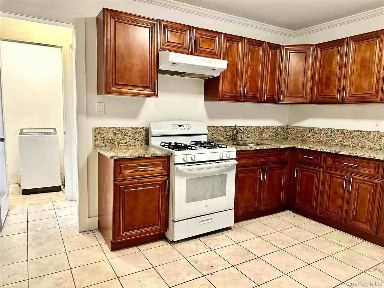 232 Fifth Ave - Photo 3 of 17