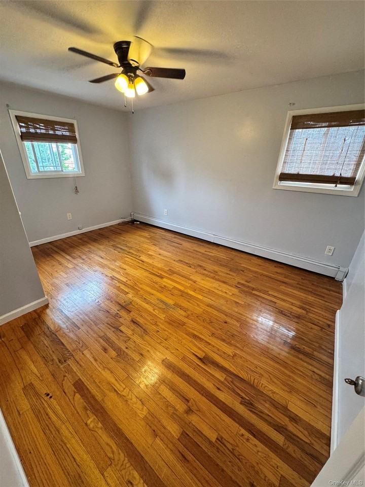 113 W Hudson St #2 - Photo 6 of 12