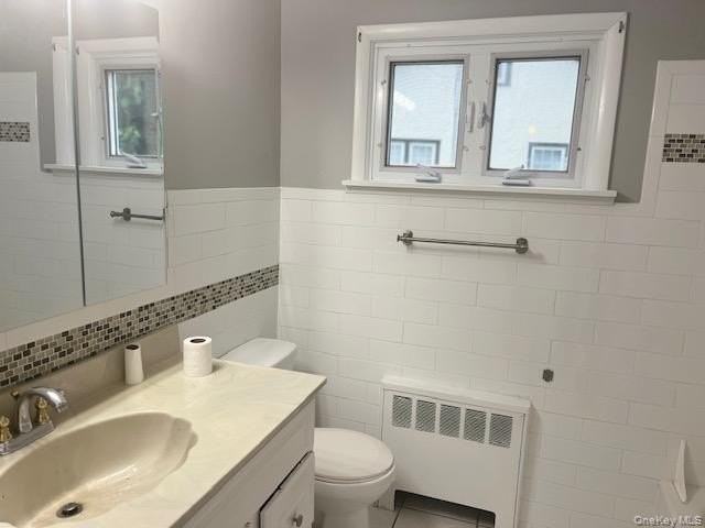 508 Secatogue Ave - Photo 6 of 8