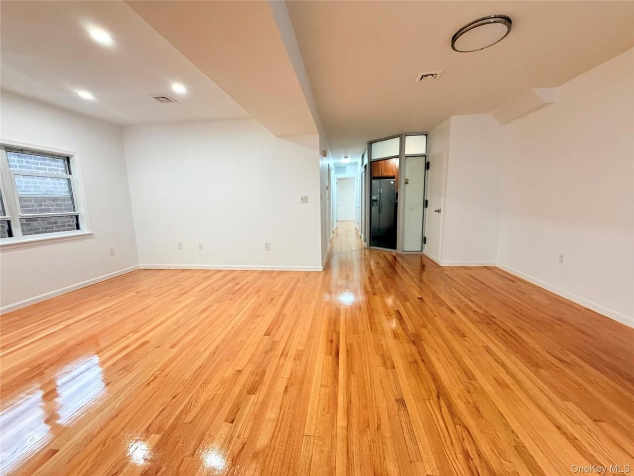 3432 205th St #1FL - Photo 2 of 10