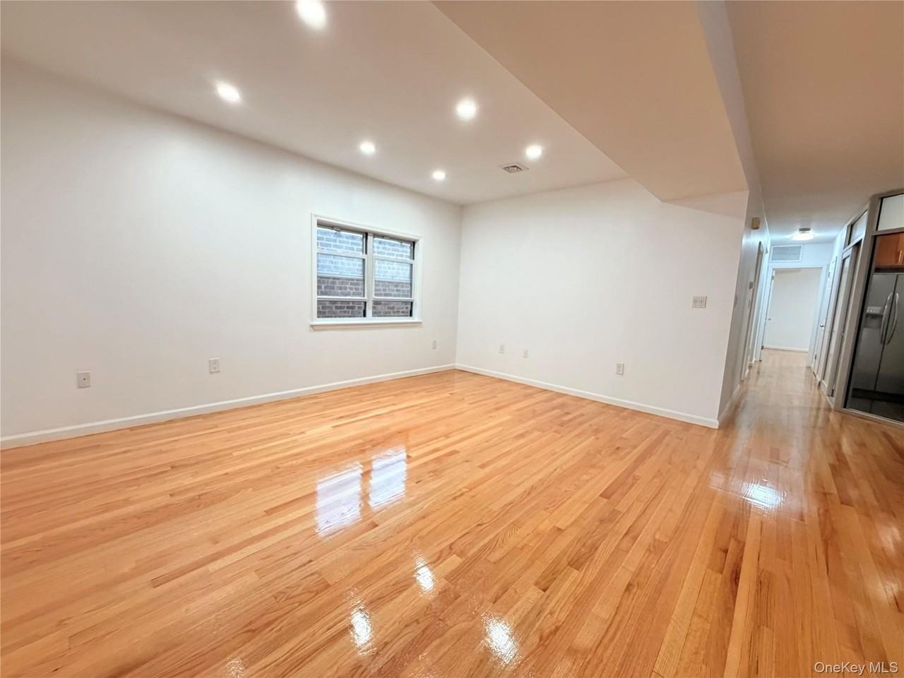 3432 205th St #1FL - Photo 4 of 10