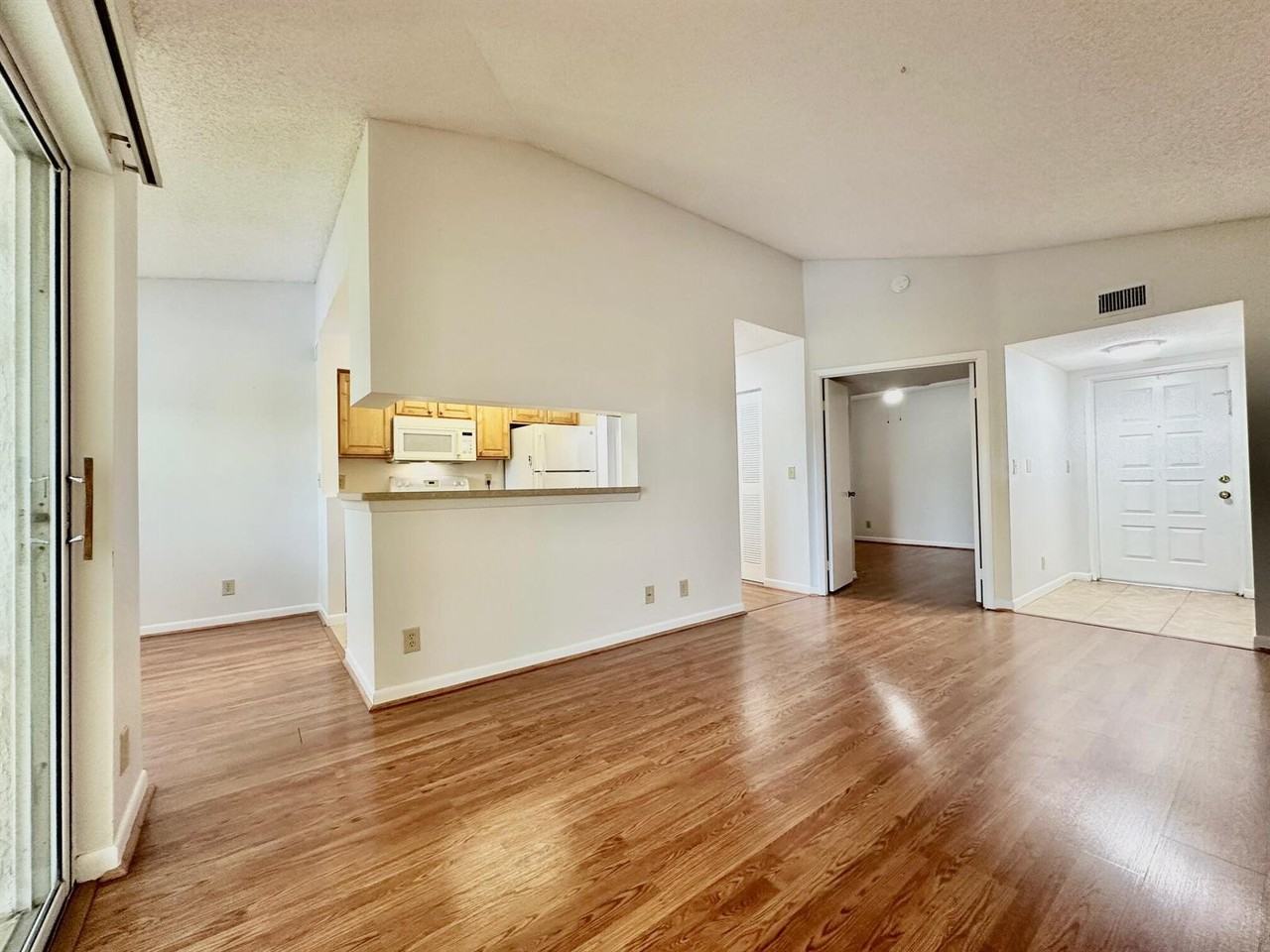 9987 Westview Drive #623 - Photo 4 of 11