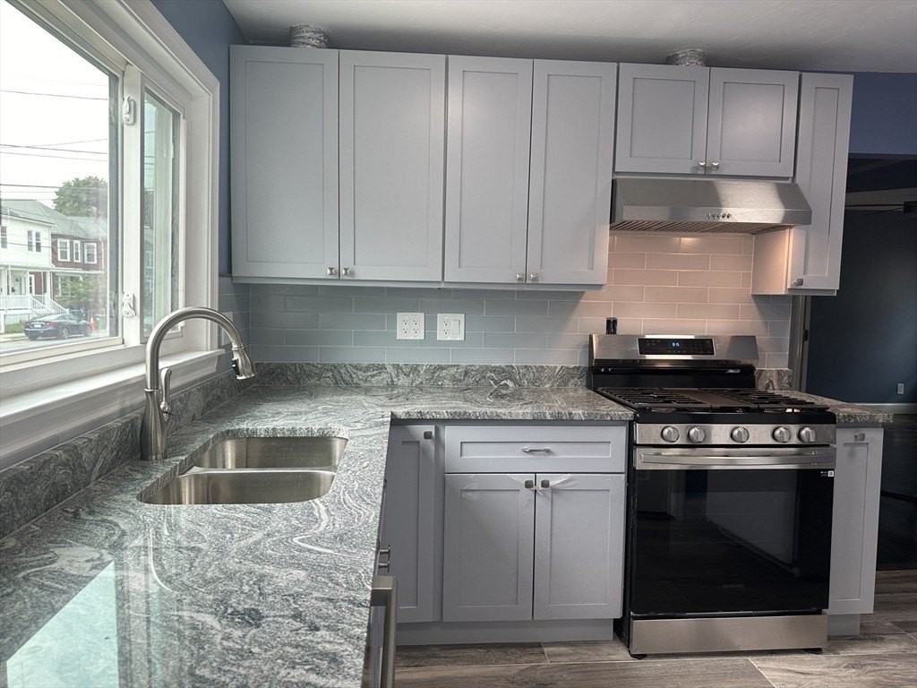 40 Walnut St #1 - Photo 2 of 16