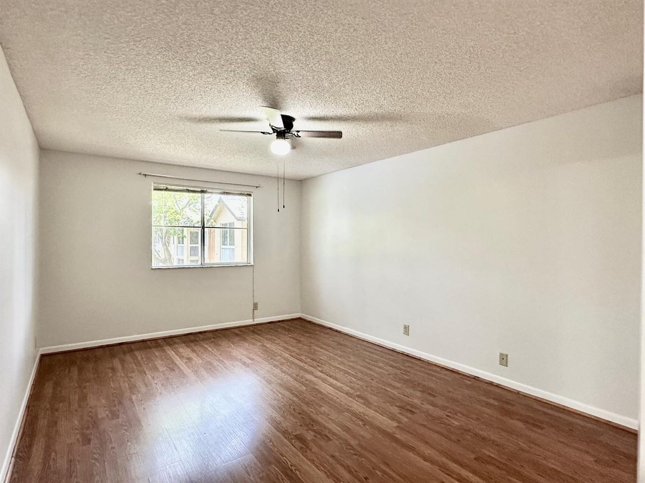 9987 Westview Drive #623 - Photo 7 of 11