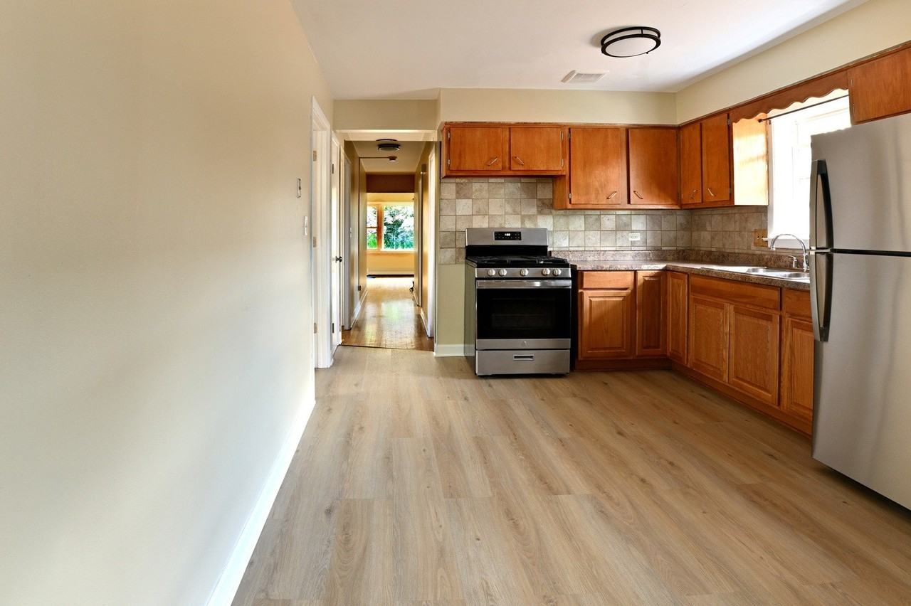 1018 S 11th Ave #2 - Photo 5 of 12