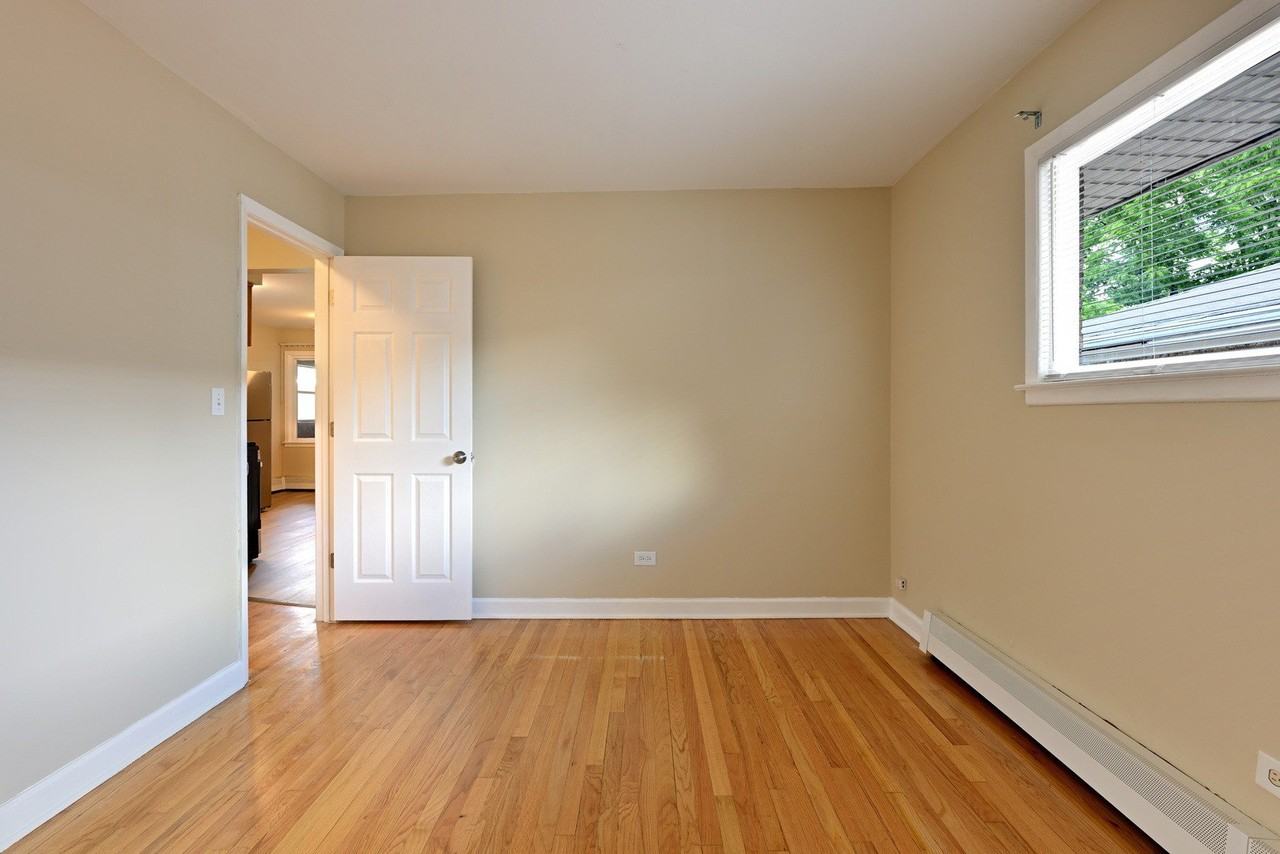 1018 S 11th Ave #2 - Photo 6 of 12