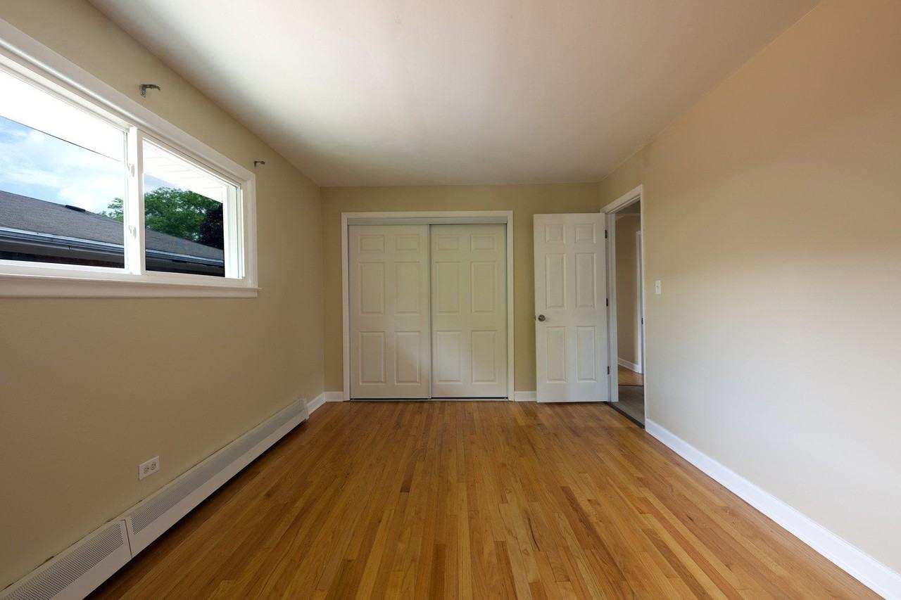 1018 S 11th Ave #2 - Photo 7 of 12