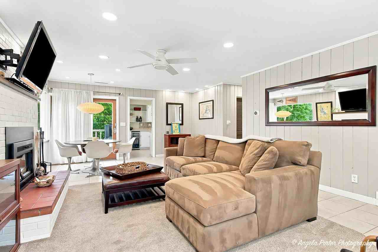 2904 Wooded Ln - Photo 3 of 29