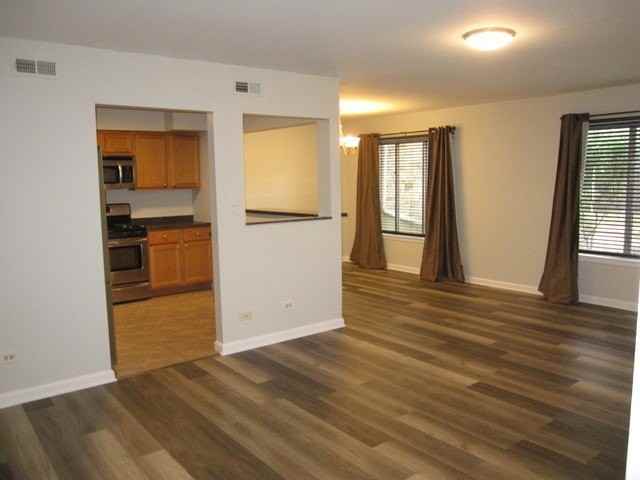 1430 Vista Walk Lane #D - Photo 2 of 13