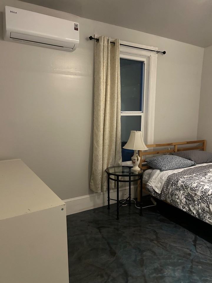 Wanda St - Photo 6 of 12
