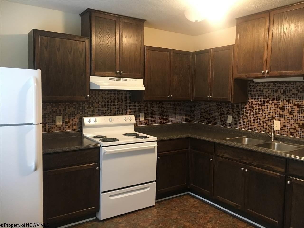 26 Pineview Dr - Photo 5 of 12
