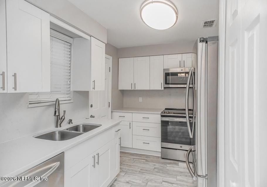 1738 El Prado Rd #5 - Photo 4 of 15