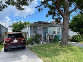 featured image of 460 Carrollton Ave