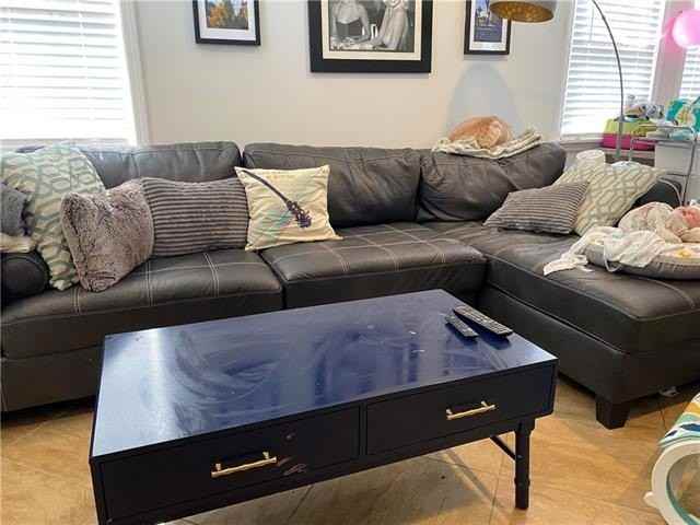 460 Carrollton Ave - Photo 6 of 12