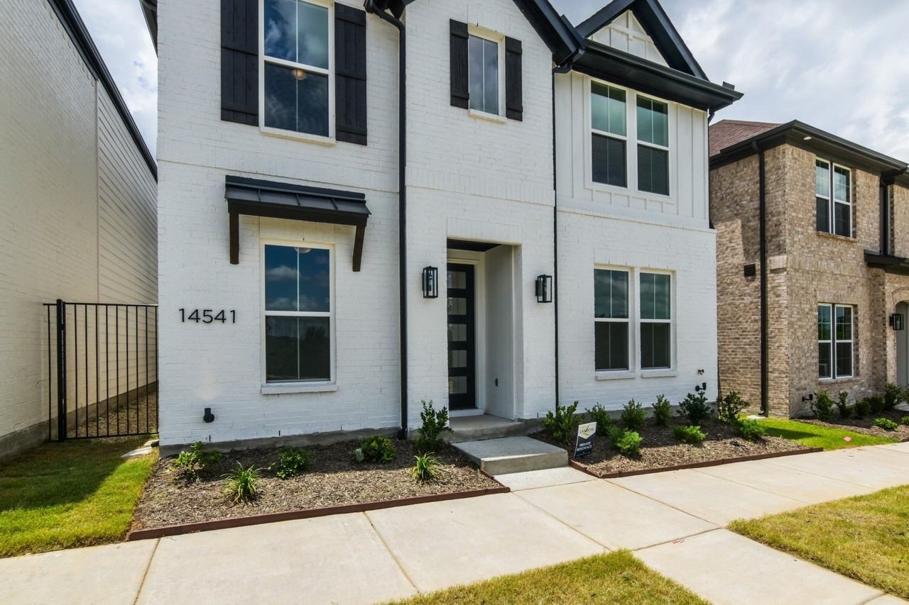 14541 Durant Ln - Photo 2 of 22