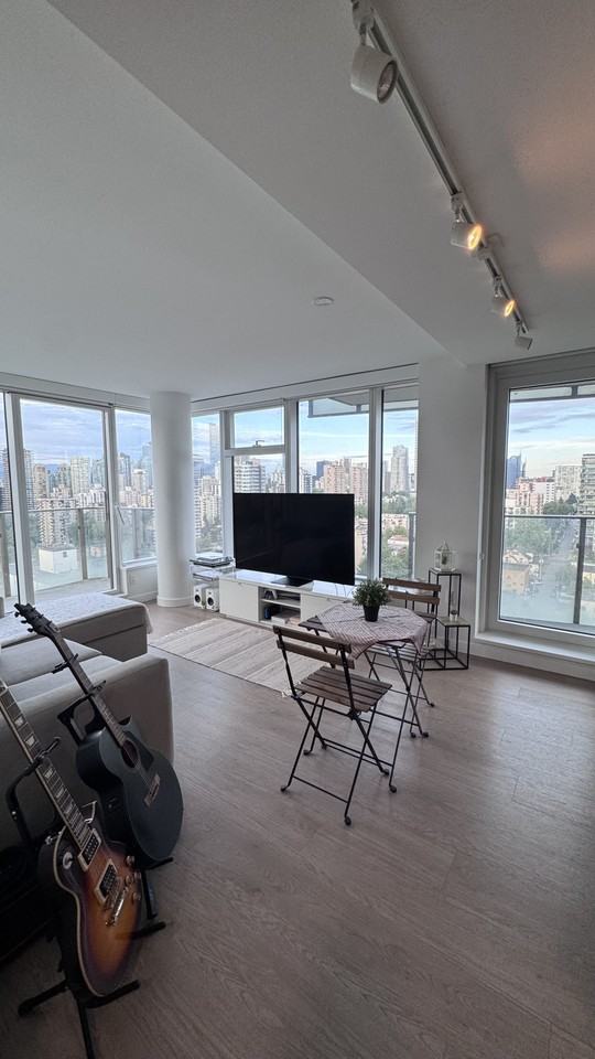 1181 Cardero Street #20xx - Photo 3 of 24