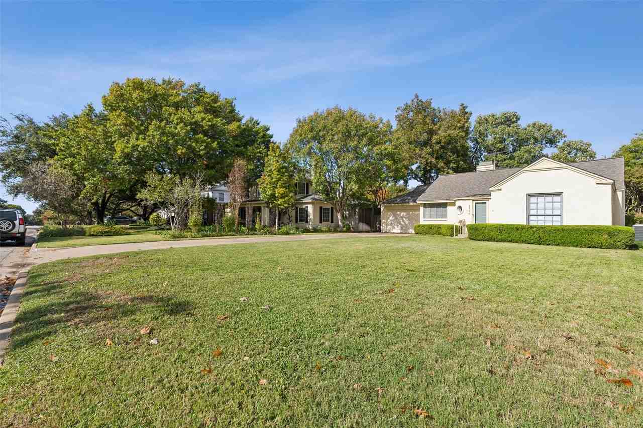 3726 Westcliff Rd S - Photo 5 of 31