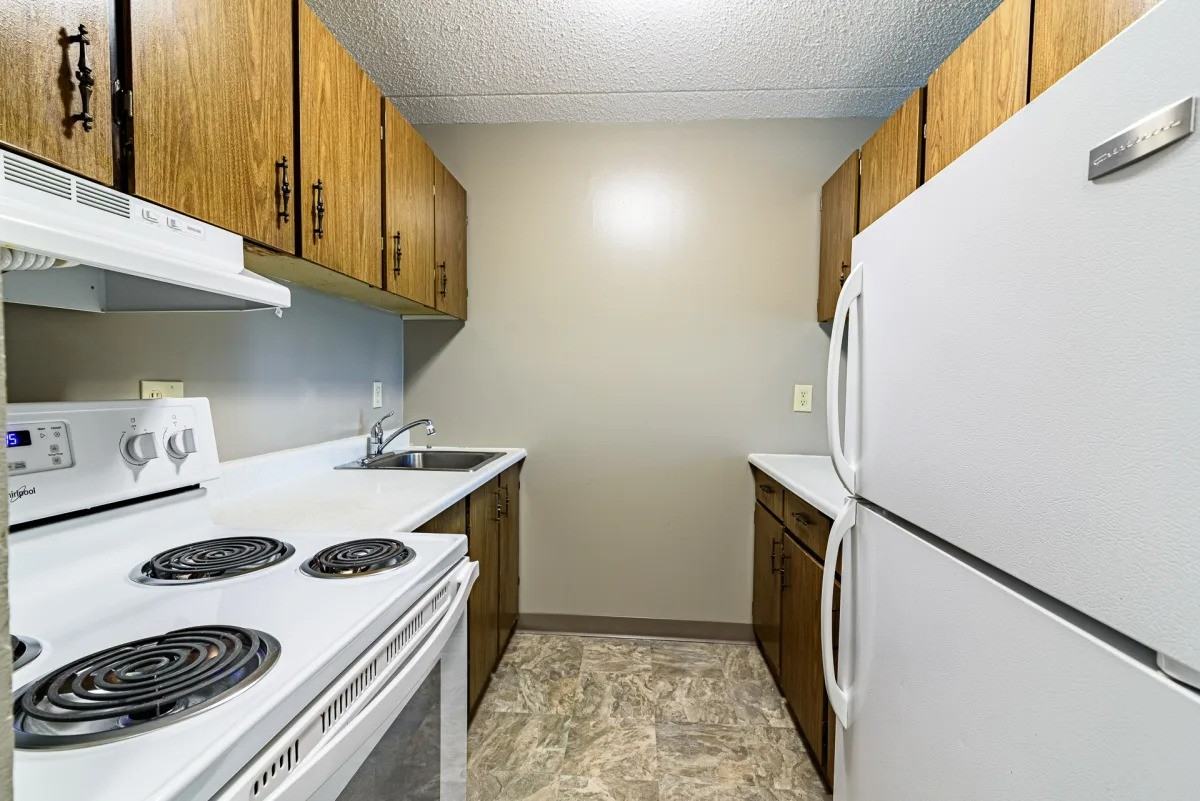 55 Strauss Drive - Photo 6 of 8