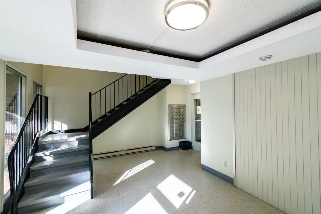 55 Strauss Drive - Photo 7 of 8