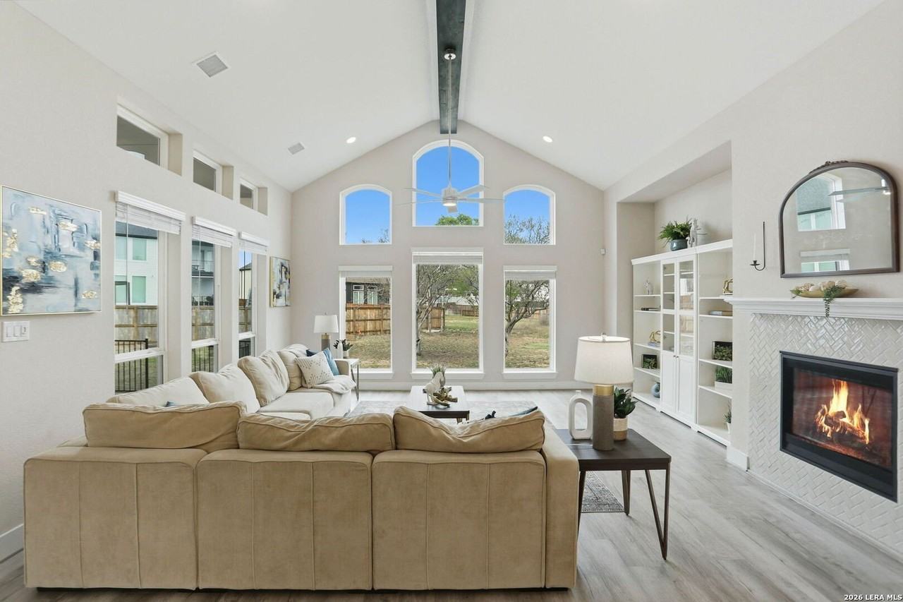 169 Storm Way - Photo 4 of 50