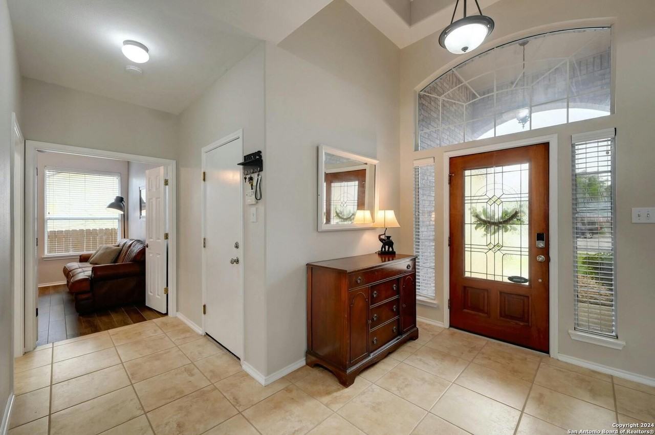 2605 Patron Vlg - Photo 2 of 40